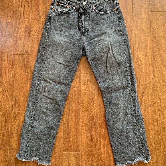 LEVIS Wedgie Jeans Straight Leg - Picture 2 of 3